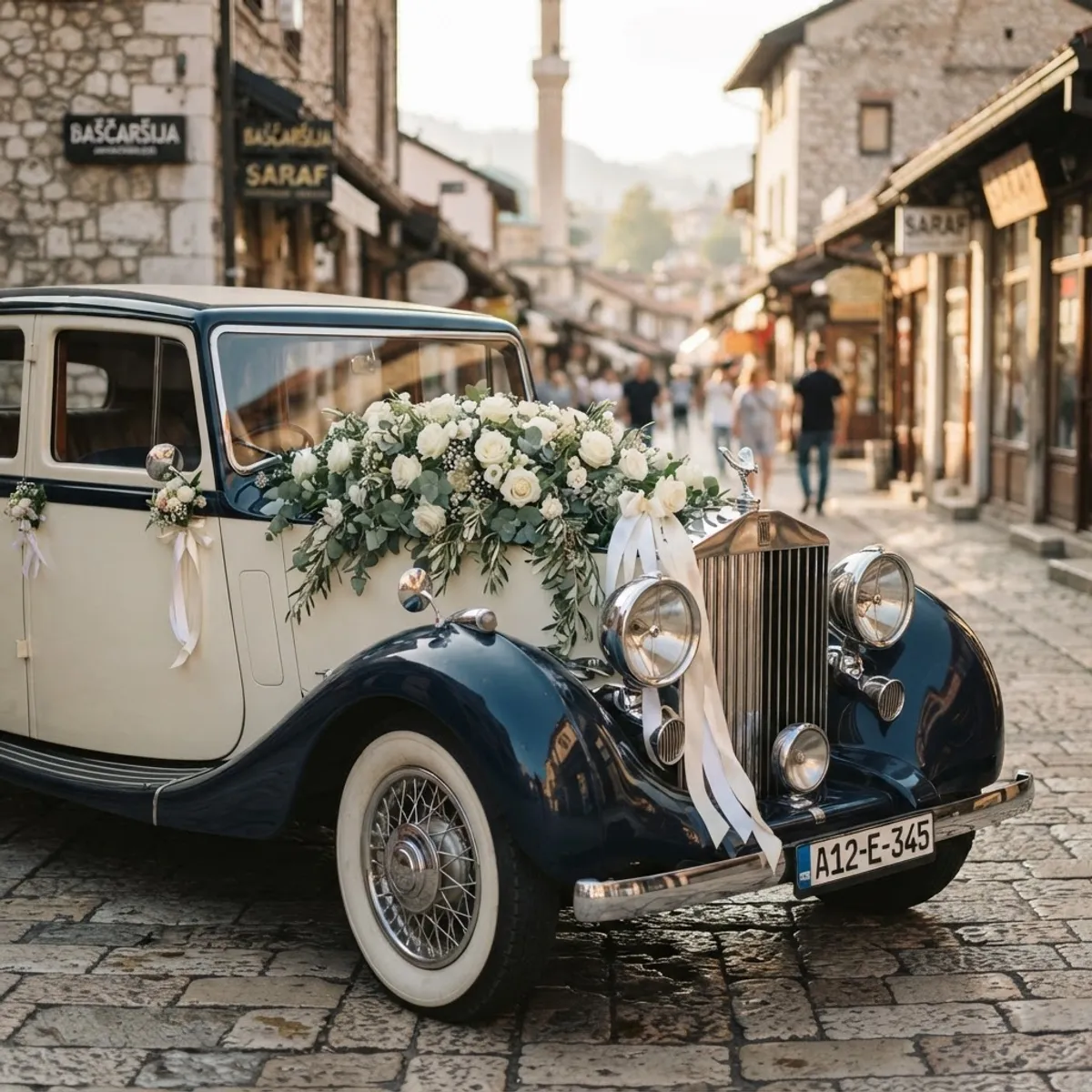Dekoracija automobila za vjenčanje